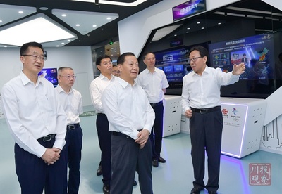 深化5G网络建设与研发应用 彭清华调研强调抢占信息技术前沿